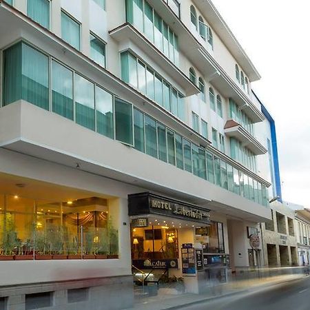 Hotel Libertador Loja Eksteriør billede