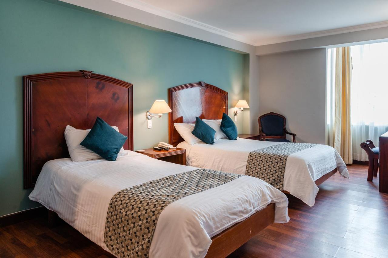 Hotel Libertador Loja Eksteriør billede