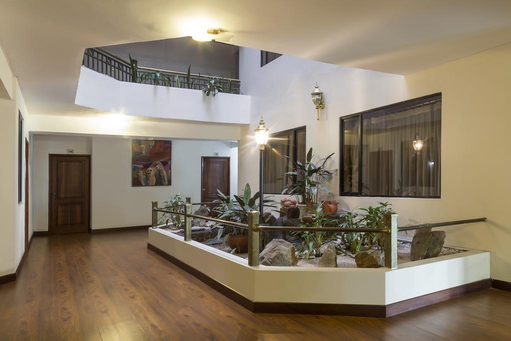 Hotel Libertador Loja Eksteriør billede
