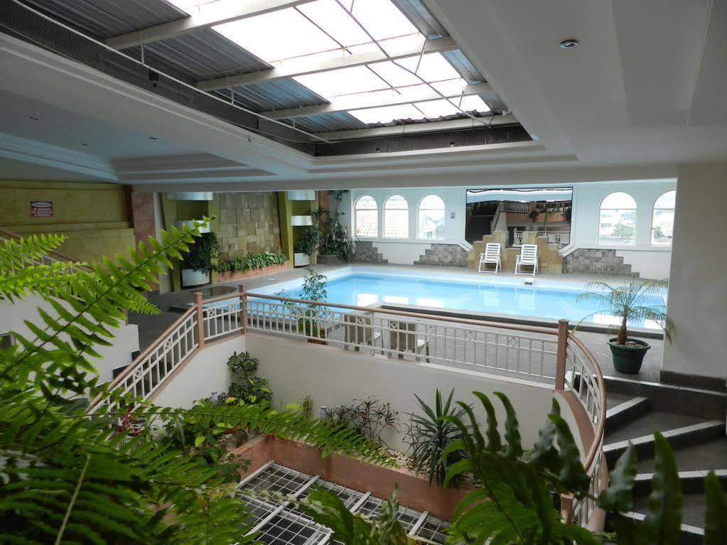 Hotel Libertador Loja Eksteriør billede